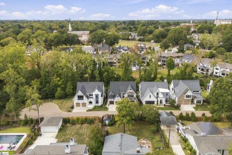 6222 Louis Patrick Lane Charlotte NC 28211