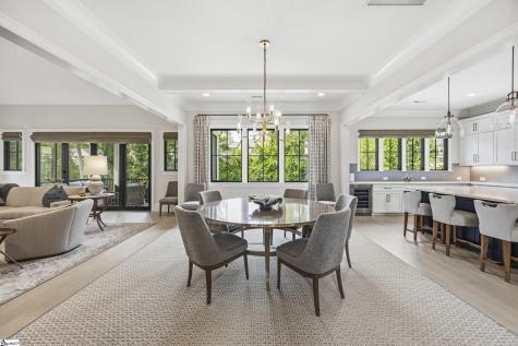 6222 Louis Patrick Lane Charlotte NC 28211