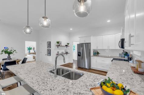 44 4th Avenue Greenville SC 29611