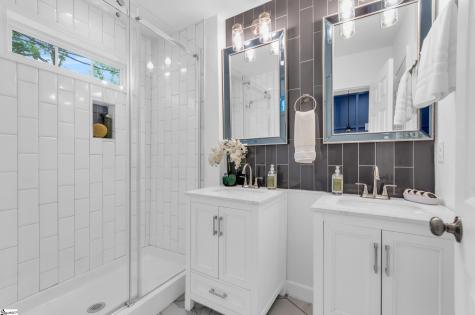 44 4th Avenue Greenville SC 29611