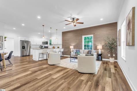 44 4th Avenue Greenville SC 29611