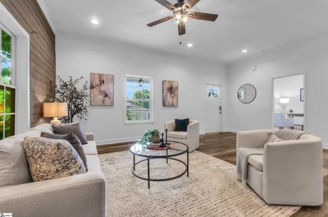 44 4th Avenue Greenville SC 29611