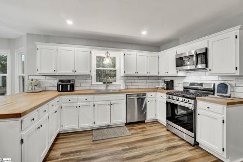66 Cain Road Laurens SC 29360