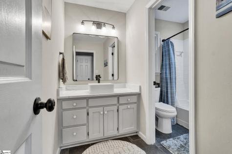 66 Cain Road Laurens SC 29360