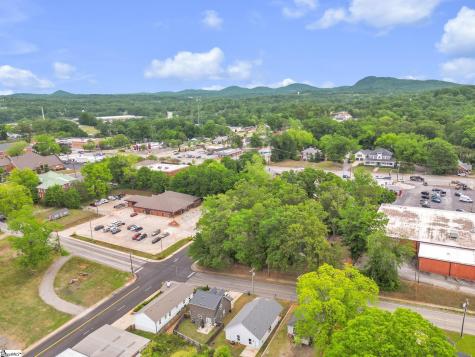 308 S Lewis Street Pickens SC 29671