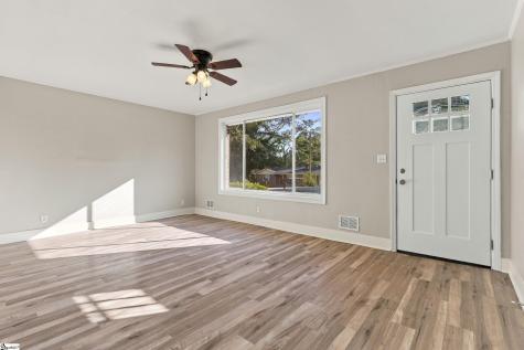 15 Knox Street Greenville SC 29605