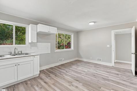 15 Knox Street Greenville SC 29605