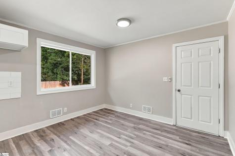 15 Knox Street Greenville SC 29605