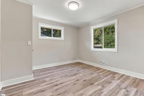 15 Knox Street Greenville SC 29605