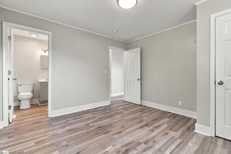 15 Knox Street Greenville SC 29605