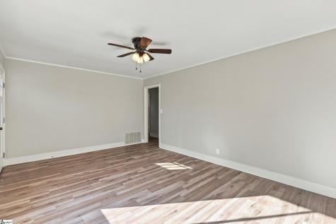 15 Knox Street Greenville SC 29605