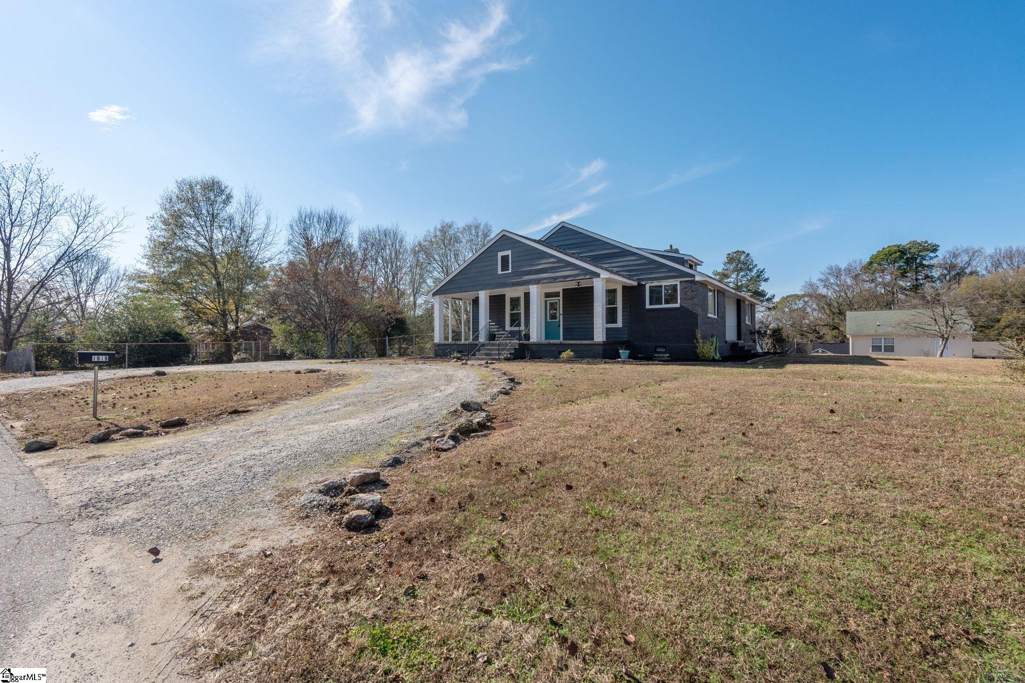 1919 Dobbins Avenue Anderson SC 29625