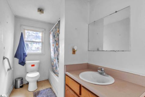 27 11th Street Greenville SC 29611
