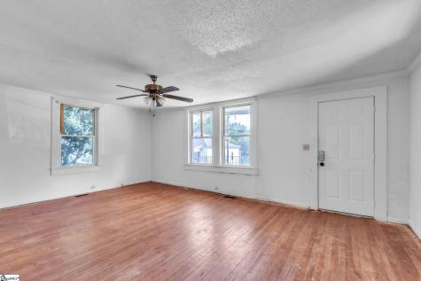 27 11th Street Greenville SC 29611
