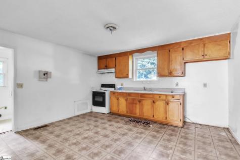 27 11th Street Greenville SC 29611