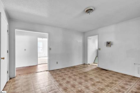 27 11th Street Greenville SC 29611