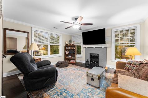 147 W Mountainview Avenue Greenville SC 29609