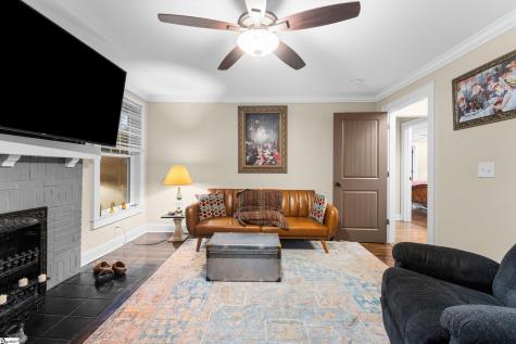 147 W Mountainview Avenue Greenville SC 29609