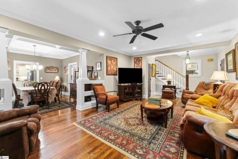 147 W Mountainview Avenue Greenville SC 29609