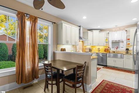 147 W Mountainview Avenue Greenville SC 29609