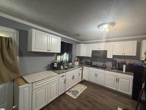 5 E Oak Hill Court Piedmont SC 29673