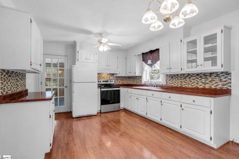 204 Parkdale Drive Greenville SC 29611