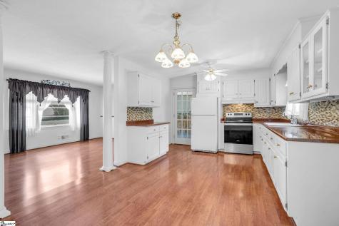 204 Parkdale Drive Greenville SC 29611