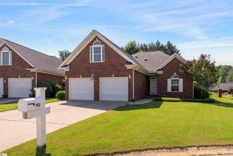 703 Nottingham Court Seneca SC 29672