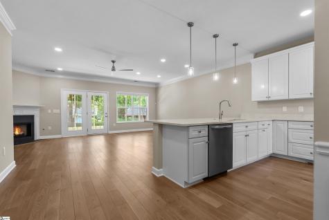 703 Nottingham Court Seneca SC 29672