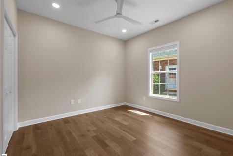 703 Nottingham Court Seneca SC 29672
