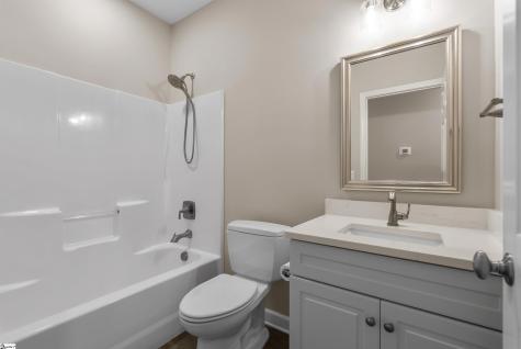 703 Nottingham Court Seneca SC 29672