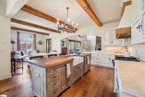 304 Club Cove Way Sunset SC 29685