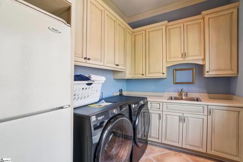 304 Club Cove Way Sunset SC 29685