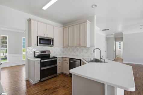 21 Nut Leaf Lane Greenville SC 29605