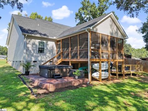 701 Coneross Creek Road Seneca SC 29678