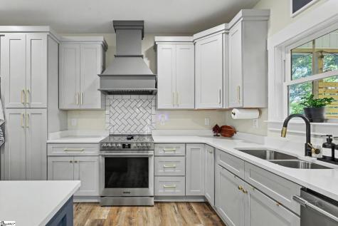701 Coneross Creek Road Seneca SC 29678