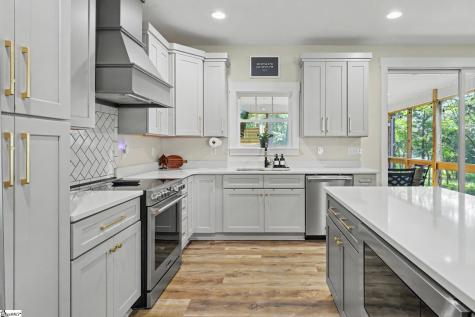 701 Coneross Creek Road Seneca SC 29678