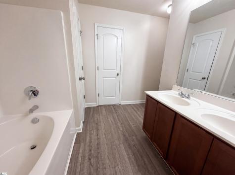719 Cannonsburg Drive Duncan SC 29334