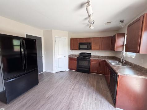 719 Cannonsburg Drive Duncan SC 29334