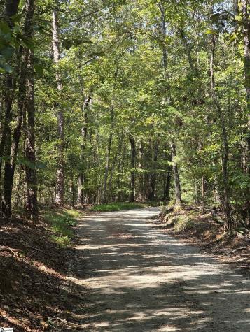 104 Lands End Drive Iva SC 29655