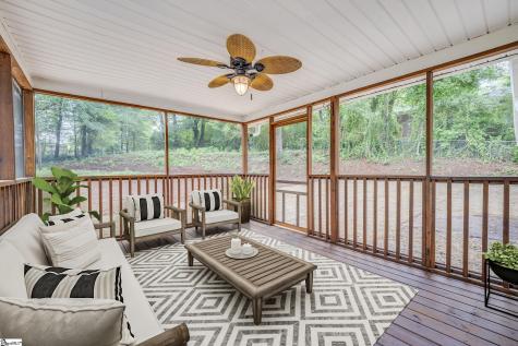 210 Knollview Drive Greenville SC 29611