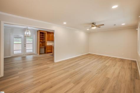 210 Knollview Drive Greenville SC 29611