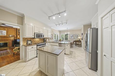 210 Valley Oak Drive Greenville SC 29617