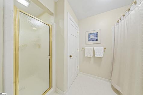210 Valley Oak Drive Greenville SC 29617