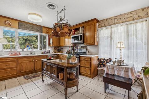48 Crestline Road Greenville SC 29609