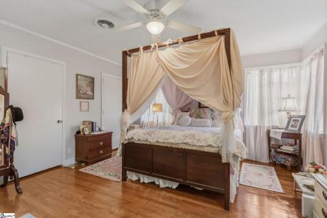 48 Crestline Road Greenville SC 29609