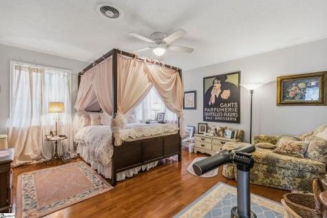 48 Crestline Road Greenville SC 29609
