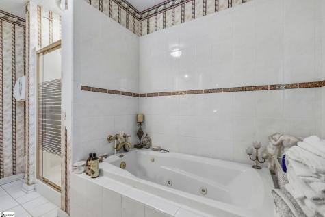48 Crestline Road Greenville SC 29609