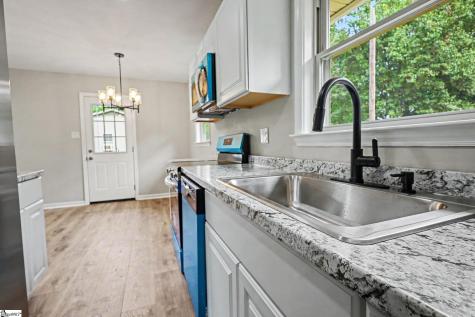 507 Craig Kropff Drive Wellford SC 29385