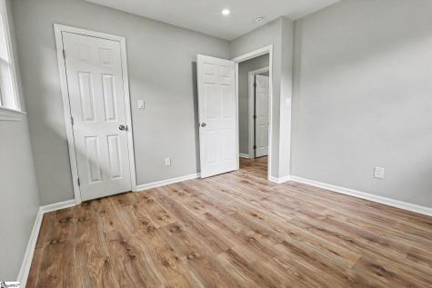 507 Craig Kropff Drive Wellford SC 29385